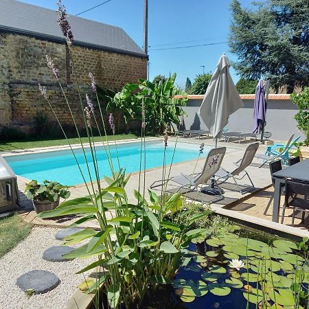 Appartement spacieux avec piscine Sedan Extérieur photo