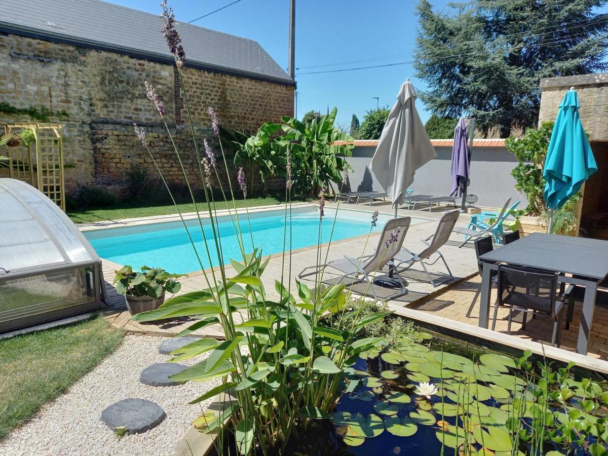 Appartement spacieux avec piscine Sedan Extérieur photo